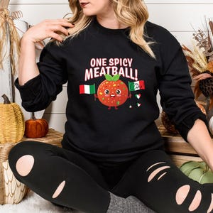 Moletom engraçado com gola redonda italiano, presente para italiano, uma almôndega picante, corações com bandeira italiana Ciao, moletom unissex
