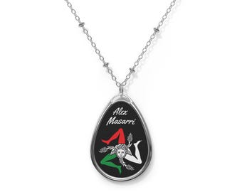 Collar con colgante siciliano Trinacria: dije ovalado personalizado