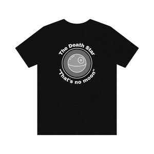 Camicia della Morte Nera, T-shirt That&#39;s No Moon, Abbigliamento Star Wars, Camicia spaziale, T-shirt Quote, Regalo per fan di Star Wars, Regalo di compleanno, Darth Vader