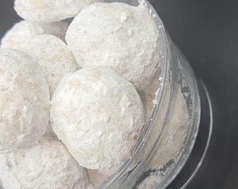 Mexican Wedding Cookies, Pecan Sandies: Buttery Snowball Cookies (18 count)