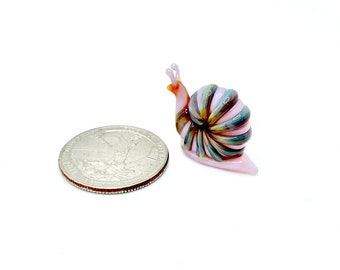 Mini Glass Snail - Pink & Rainbow
