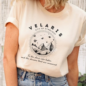 Acotar Velaris, Suriel Tea Co, Acotar SVG, Bücherwurm, wir brauen es nicht, wir verschütten es nur, ein Gericht der Dornen und Rosen, Terrasen, Thron aus Glas