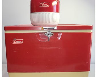 Vintage 1973 Coleman Cooler Green & White 27.5