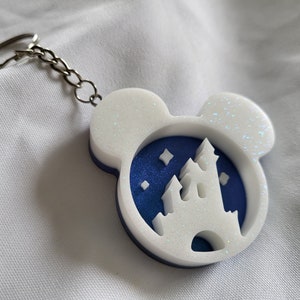 Keychain mouse head with lock - Disney inspired - resin - Mickey Mouse - gift idea - small gift for girlfriend