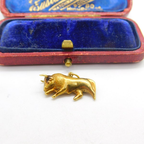 Taurus the Bull 9ct Yellow Gold Zodiac Charm Pendant Vintage c1970