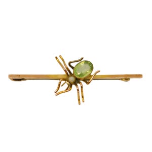 Edwardian 9ct Gold, Peridot & Seed Pearl Spider Insect Brooch Antique c1910