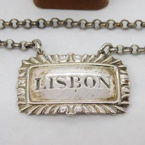 Georgische Sterling Silber Blumen 'Lissabon' Wein Karaffe Etikett c1815 Antik