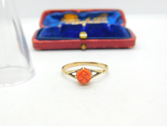 9ct Yellow Gold & Carved Red Coral Flower Dress R… - image 6