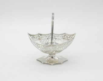 Victorian Sterling Silver Handled Pierced Sweet Treat Basket 1901 London Antique