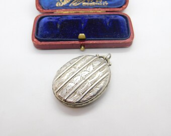 Victorian Sterling Silver Aesthetic Movement Ivy Leaf Locket Antique c1890