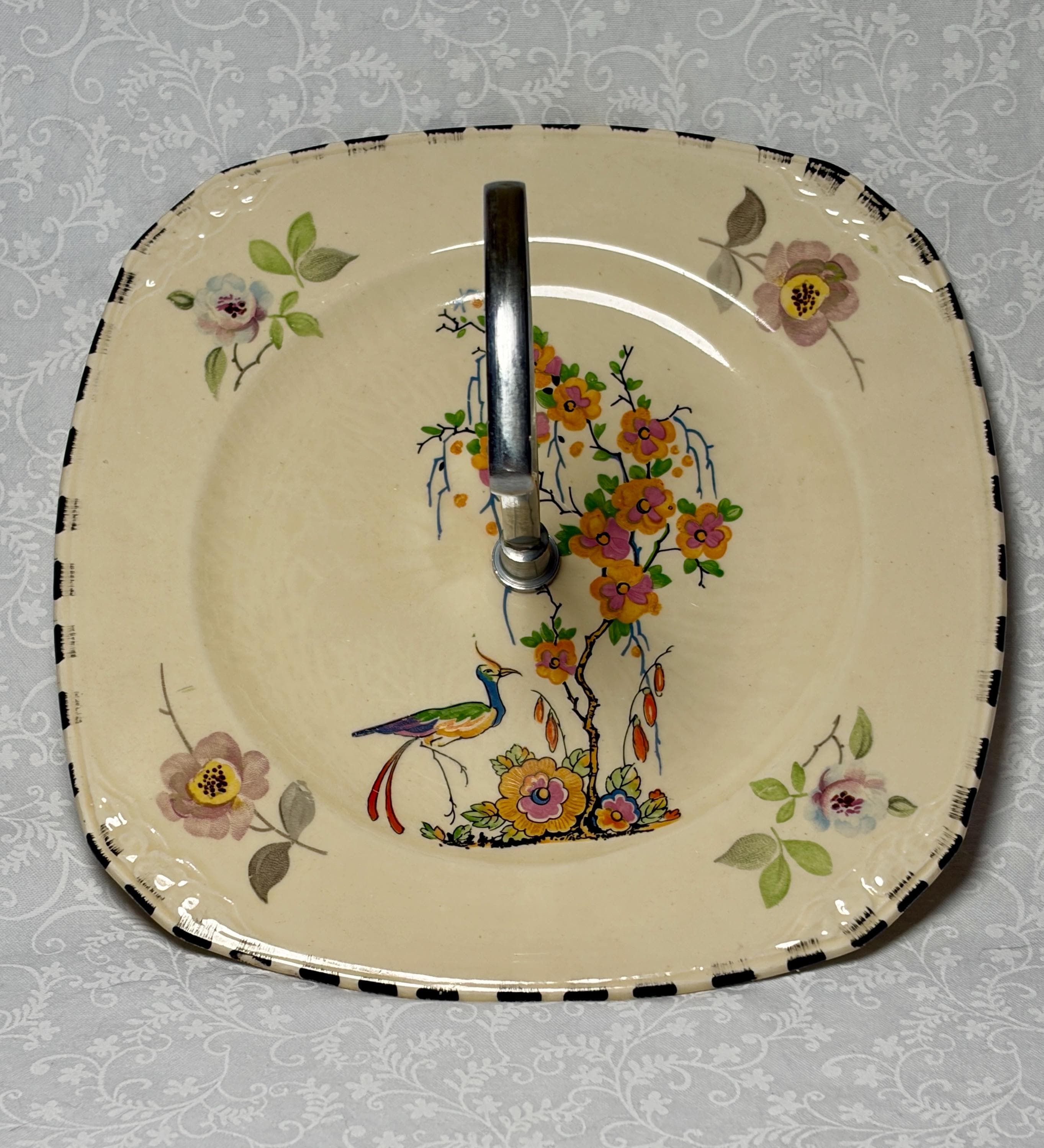 Coronet Ware Parrot & Company Single Tier Cake Dessert Treats