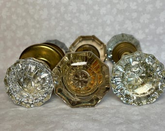 NOCH MEHR AUSWAHL an Mid-Century Glas und Messing Türknöpfen Hexagon und 12 Point