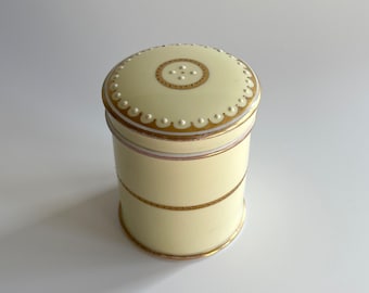 Antique Fine Porcelain Lidded Jar, c1820s