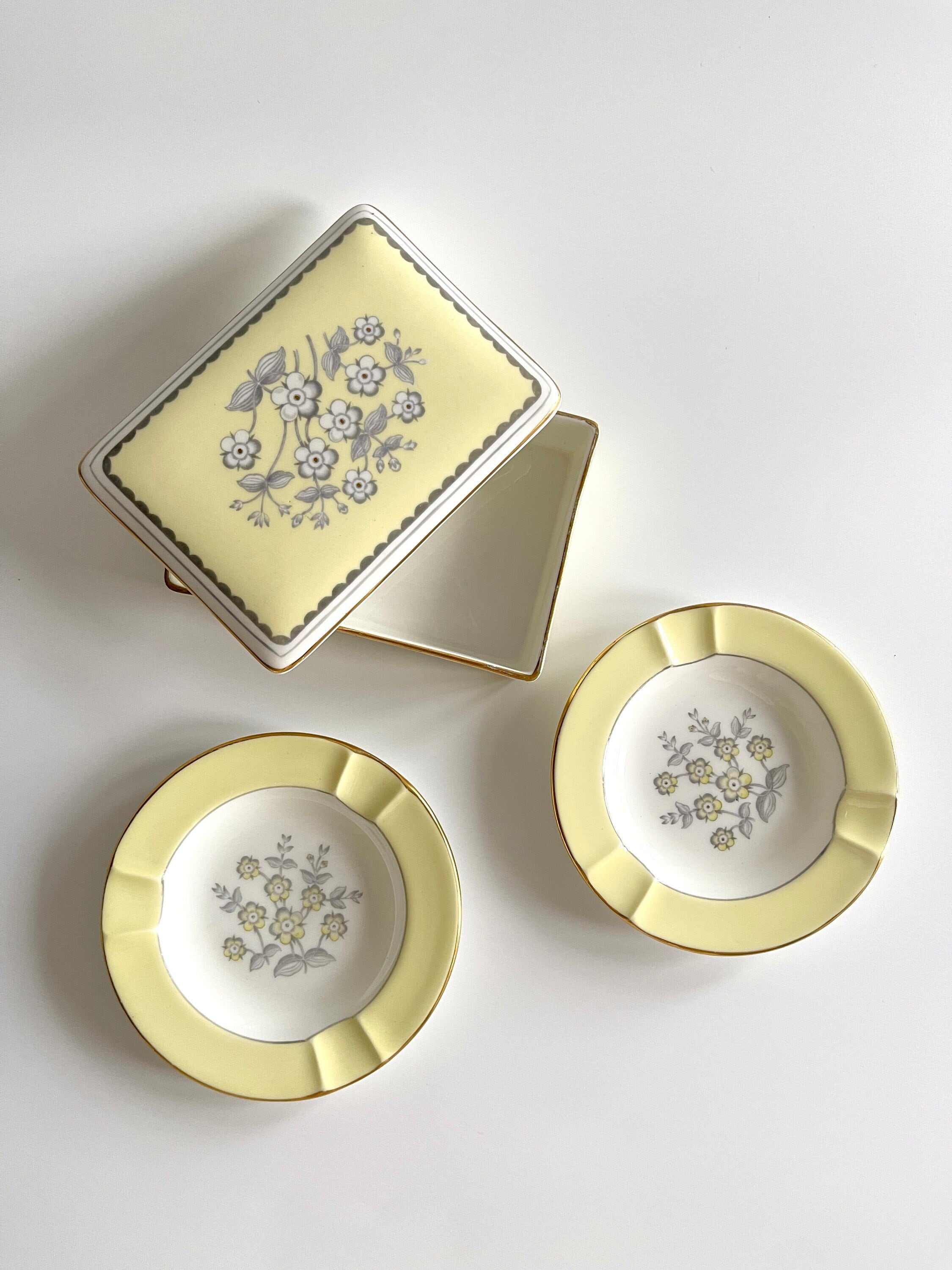 Vintage Wedgwood Cigarette Box And Ashtray Set