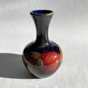 Antique Moorcroft Pomegranate 3.5 Vase image 5