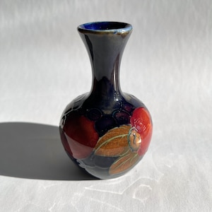 Antique Moorcroft Pomegranate 3.5 Vase image 4