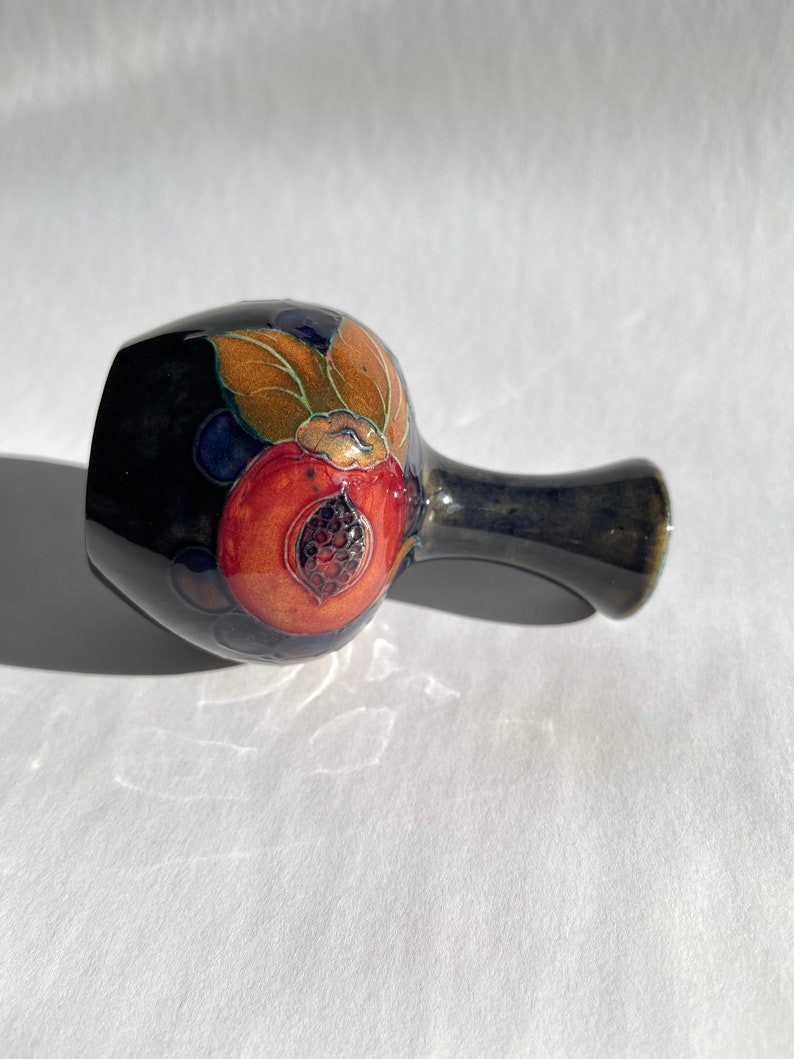 Antique Moorcroft Pomegranate 3.5 Vase image 8