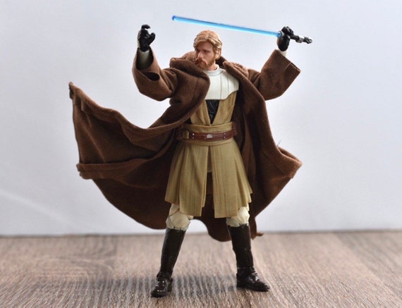 Star Wars: The Black Series Obi-Wan Kenobi Jedi Legend Kids Toy Action  Figure for Boys and Girls (9”)