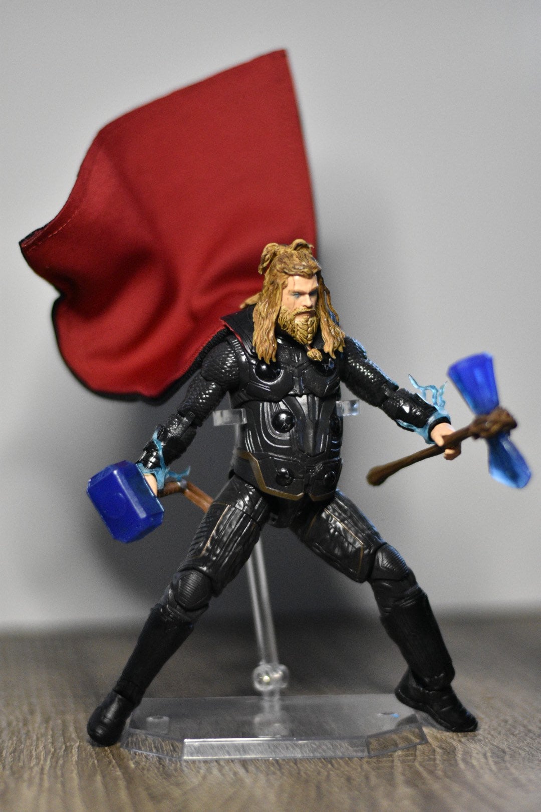 Thor Action Figure God of War Gold Bracelet Buttons Superhero TOY GT