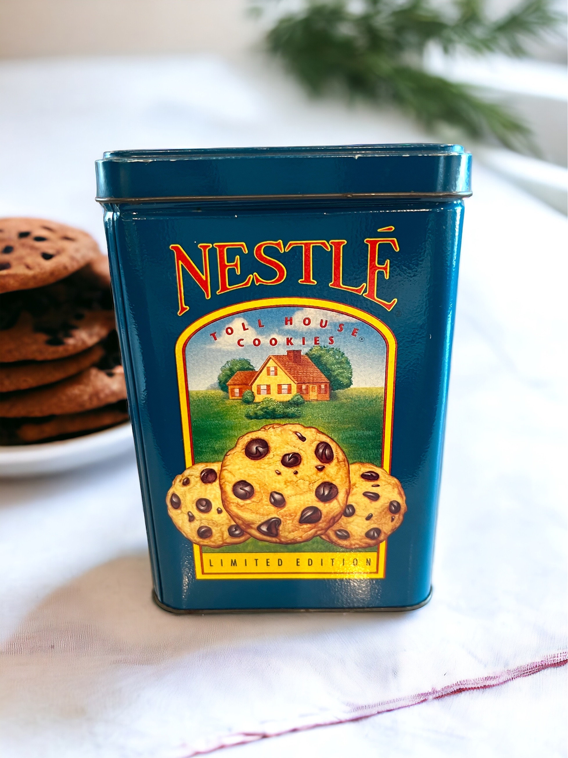 1970s Vintage Yellow Nestle Canister/nestle Toll House Cookie Tin