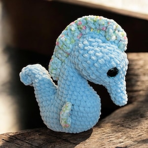 Caballito de mar de peluche a crochet, CABALLITO DE MAR / Peluche amigurumi a crochet / Lindo animal marino pequeño