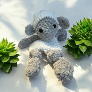 Snuggler de cordeiro de crochê, cobertor de segurança personalizado para bebês, amores de bebê, amorzinho de ovelha com nós, cobertor de amor de bebê, presente de aniversário, chá de bebê