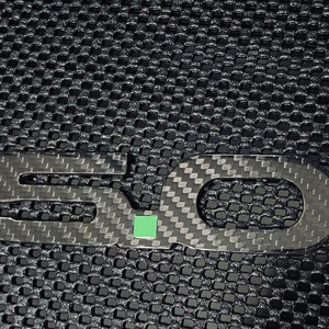 Carbon Fiber Style Mustang 5.0 badge