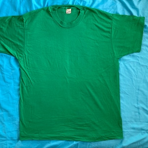 Vintage 80s SCREEN STARS blank  deadstock T SHIRT nos green