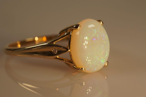 Exceptional 9ct Genuine Opal & Diamond Ring - image 3