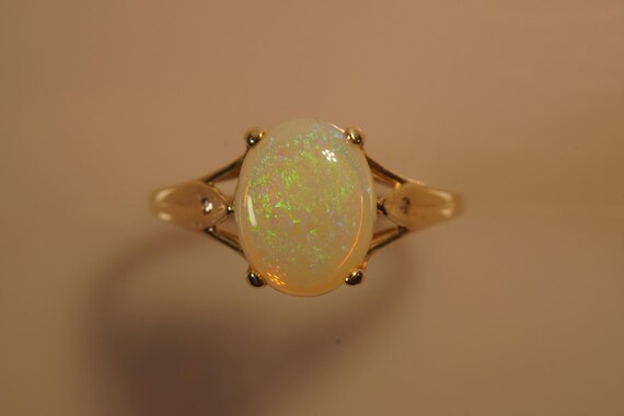 Exceptional 9ct Genuine Opal & Diamond Ring - image 5