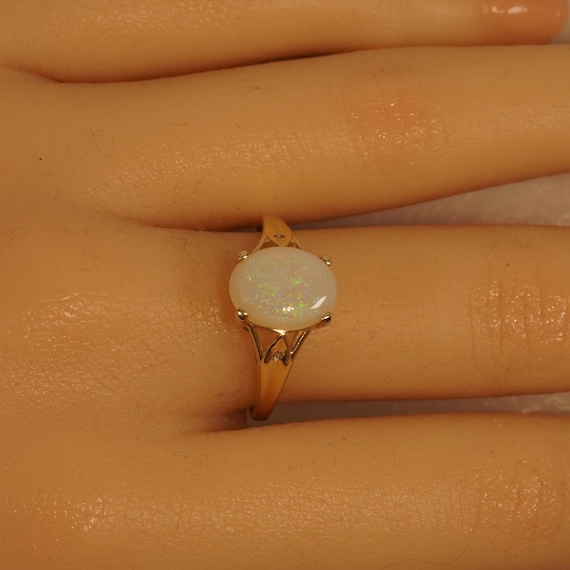 Exceptional 9ct Genuine Opal & Diamond Ring - image 8