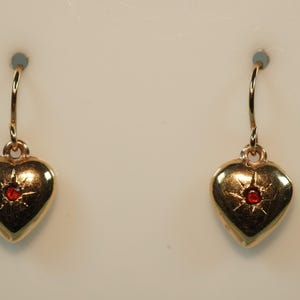 Viktorianische 9-Karat-Rubin-Herzohrringe