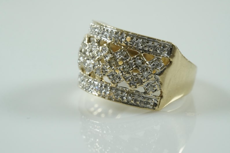 Anillo De Oro Amarillo De 9 Quilates Con Amatista Y Diamantes De