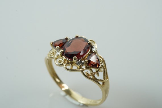 Beautiful Vintage Garnet Ring, 9ct - image 6