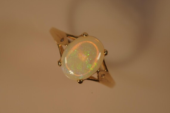 Exceptional 9ct Genuine Opal & Diamond Ring - image 4