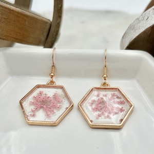 Pink Flower Earring Resin Jewelry Botanical Accessory Nature Inspired Elegant Design Hexagon Frame Gold Dangle Hypoallergenic Hook Queen
