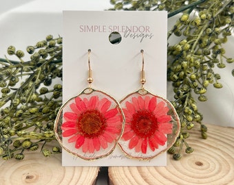 Cherry red daisy earrings floral resin earrings dangle resin leaf earrings resin hoop flower aesthetic earrings gift for her friend