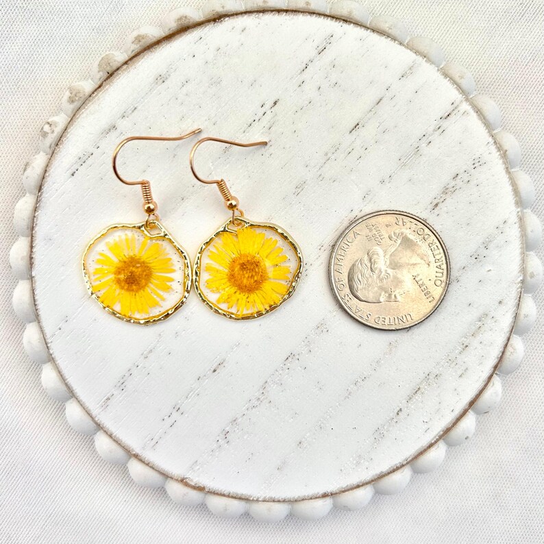 Botanical Jewelry Collection Pressed Flower Earrings Resin Design Handmade Gold Rim Dangle Earrings Real Dried Flowers Chrysanthemum Dandelion Preserved Lightweight Nature Inspired Accessory Unique Gift Idea Special Occasion Jewelry