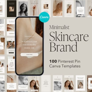 Op de afbeelding: Een mockup van een telefoonscherm waarop een website voor een huidverzorgingsmerk wordt weergegeven. De website heeft een minimalistisch ontwerp met een lichtbruine achtergrond en witte tekst. De tekst op het scherm luidt "transformeer je huid van binnenuit" en "NU KOPEN". De website is omringd door een raster met 100 Pinterest-pin Canva-sjablonen voor een huidverzorgingsmerk.