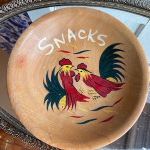 Vintage Wood Rooster Painted Snack Bowl Catchall Wall Hanging Decor
