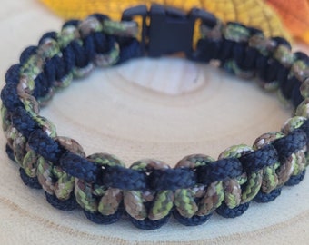 Genuine Mixed Black and Camouflage Green 425 Paracord Bracelet with Quick Release Clasp - Survival Bracelet