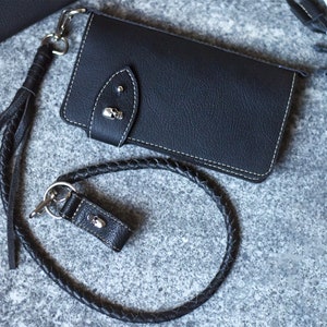 Cartera de motociclista con cadena, cartera de motociclista negra de cuero con calavera, regalo de motociclista para hombre, diseño de calavera, regalo para motociclista, en una caja de regalo