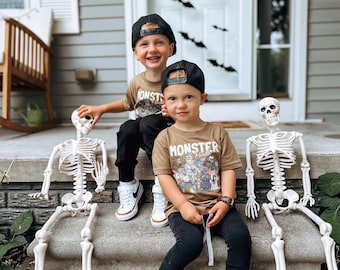 Monster Mash Graphic Tee , Cute Monster Mash Shirt , Vintage Halloween Shirt , Kids Halloween Tee , Toddler Shirts , Fall Toddler Tees