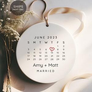 Married Ornament, Wedding Gift, Wedding Date ornament, Heart Calendar, Anniversary Gift, Our First Christmas, Newlywed Gift Round (3 inch)