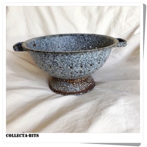 Vintage Enamel Colander Strainer Seive