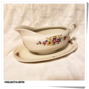 Zeh Sherzer Bavaria Gravy Boat, Attached Saucer, One Piece