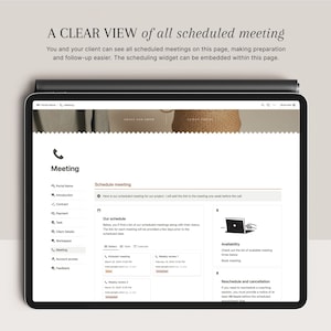 Pode incluir: Uma captura de tela de um site mostrando uma p&aacute;gina de agendamento de reuni&otilde;es. A p&aacute;gina tem uma barra lateral com op&ccedil;&otilde;es como "Nome do portal", "Introdu&ccedil;&atilde;o", "Contrato", "Pagamento", "Tarefas", "Detalhes do cliente", "Espa&ccedil;o de trabalho", "Reuni&atilde;o", "Acesso &agrave; conta" e "Coment&aacute;rios". A &aacute;rea de conte&uacute;do principal mostra uma se&ccedil;&atilde;o intitulada "Agendar uma reuni&atilde;o" com uma descri&ccedil;&atilde;o de como agendar uma reuni&atilde;o. Tamb&eacute;m h&aacute; uma se&ccedil;&atilde;o intitulada "Nossa agenda" com uma lista de reuni&otilde;es agendadas. A p&aacute;gina tamb&eacute;m inclui se&ccedil;&otilde;es intituladas "Disponibilidade" e "Reagendamento e cancelamento".