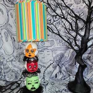 Lámpara de mesa con cabeza de payaso de 3 pilas