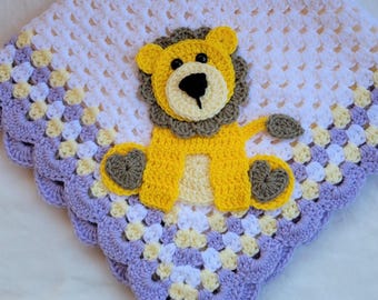 Crochet Baby Blanket with Lion applique