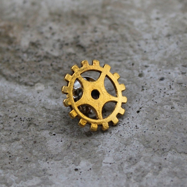 Steampunk Gear Lapel Pin | Cog | Wheel | Brooch | Tie Tack | Jewelry | Badge | Nerd/Geek Clothing | Mechanical | Clockwork | Retro | Vintage